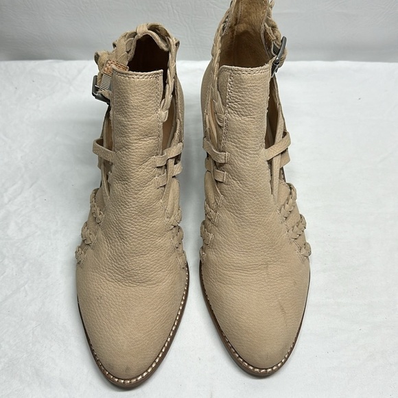 Lucky Brand Forbas Pointed Toe Ankle Shoe, 10 - Picture 2 of 7